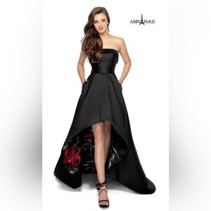 ABBY PARIS LONGS BY LUCCI LU DRESS